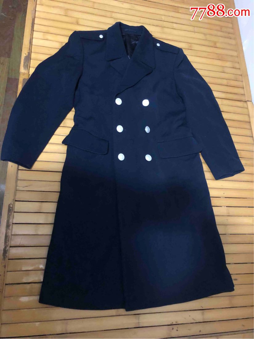 老式马裤呢税务大衣