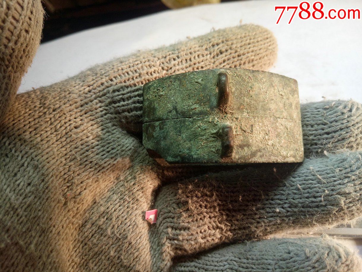 老铜宝剑上配件