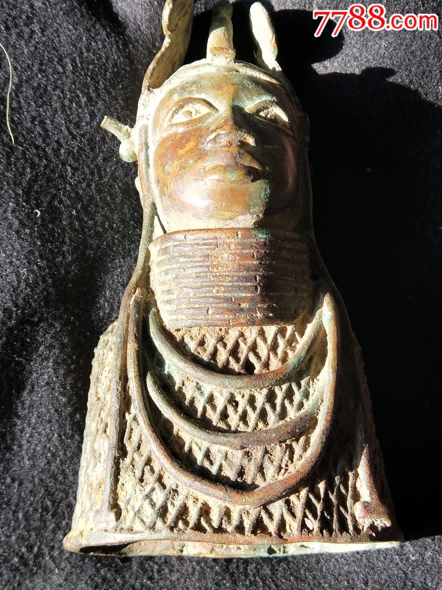 非洲贝宁文化藏品5~王的铜像