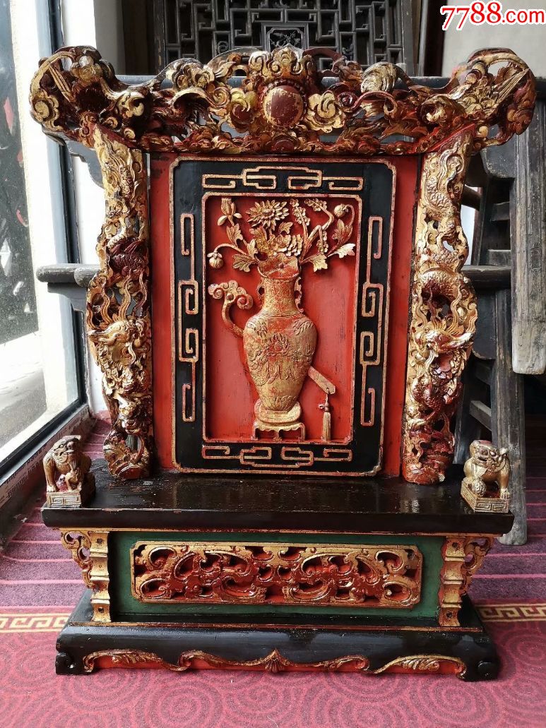 清代描金龙头佛龛神龛