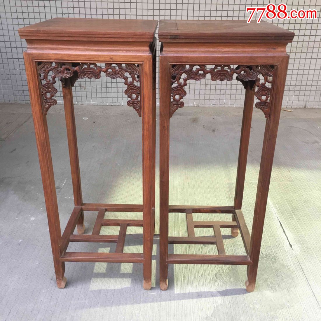 清代晚期花梨木花架一对