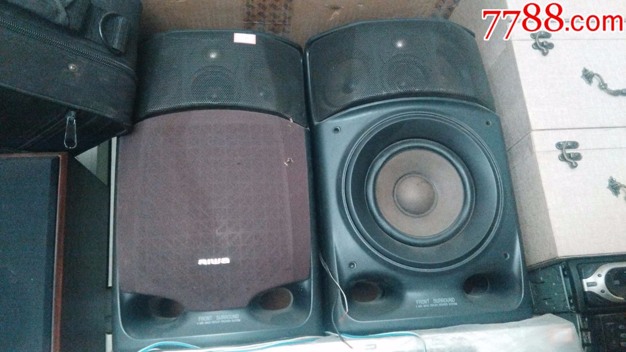 aiwa爱华音响忘记什么型号后面有一块木板破损了