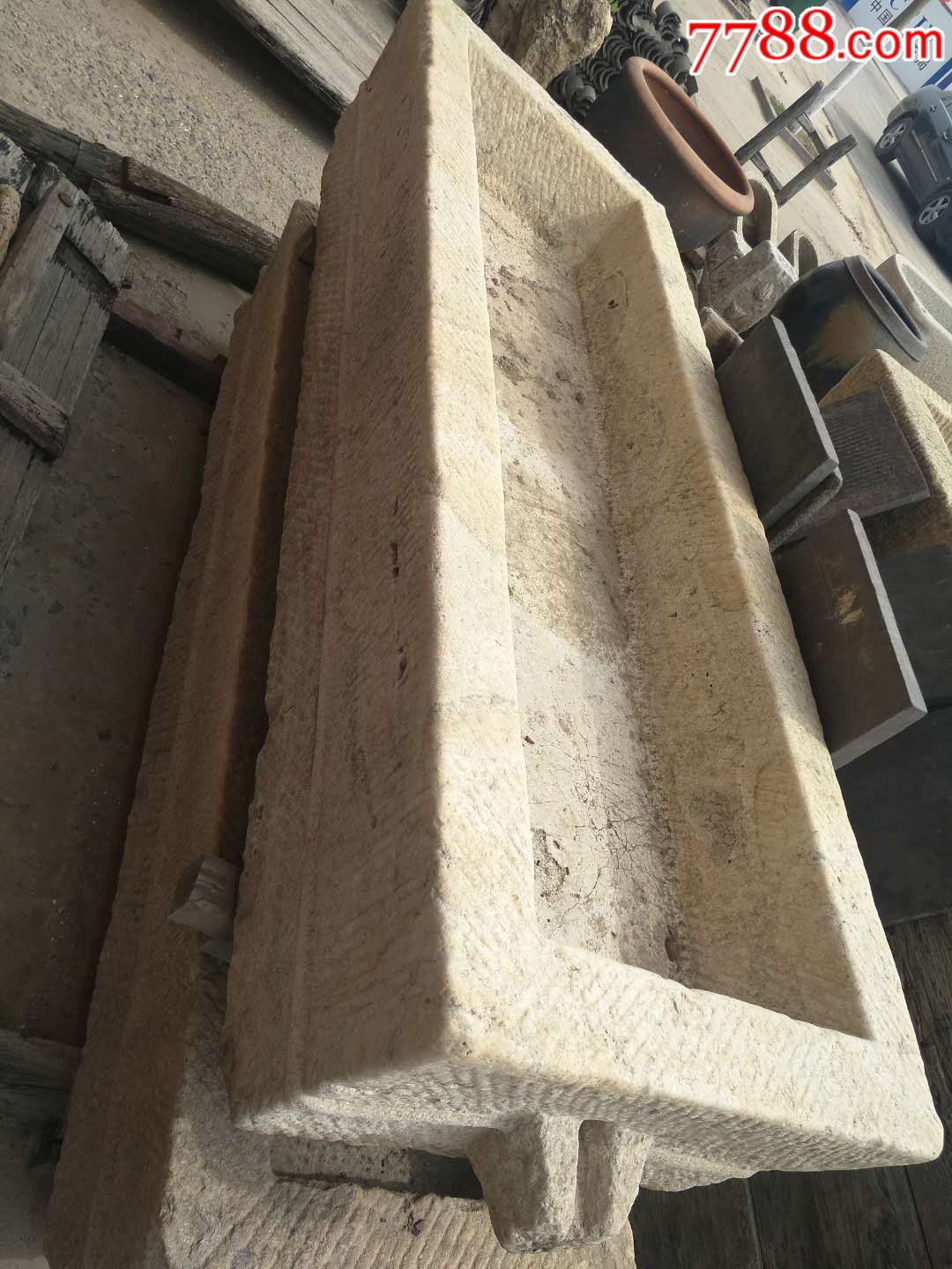 汉白玉石槽包浆浓厚