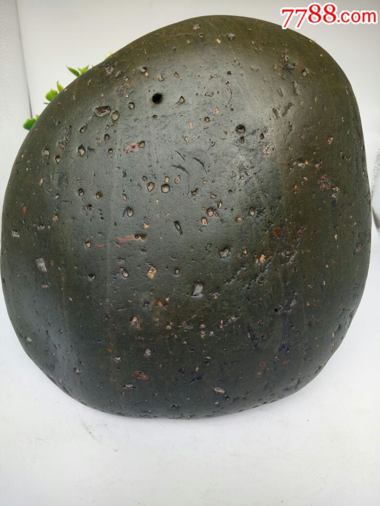 黑宝绿陨石(微弱磁)