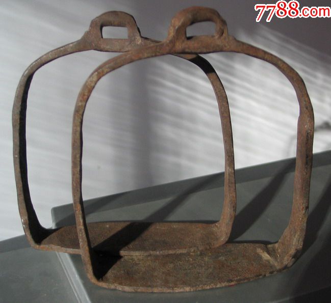民国蒙古族手工打制马镫新年特价