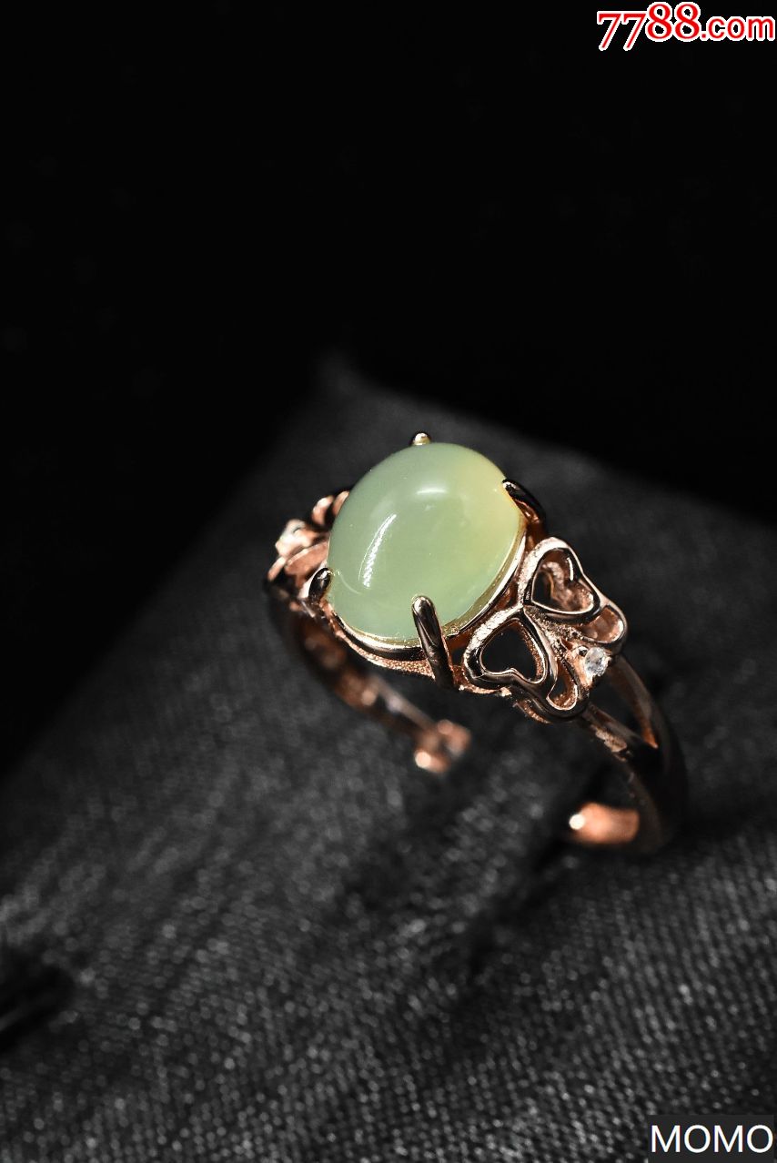 (v5218)《纯天然玉石饰品》戒指1枚