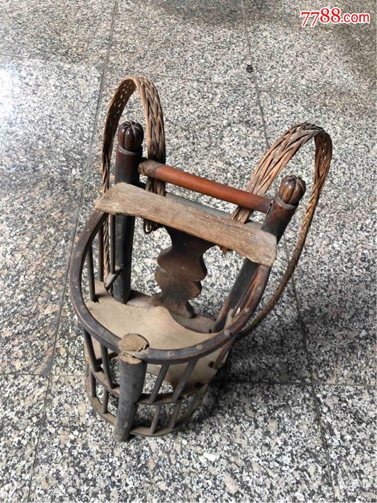 背夹子方言过去背小孩子的