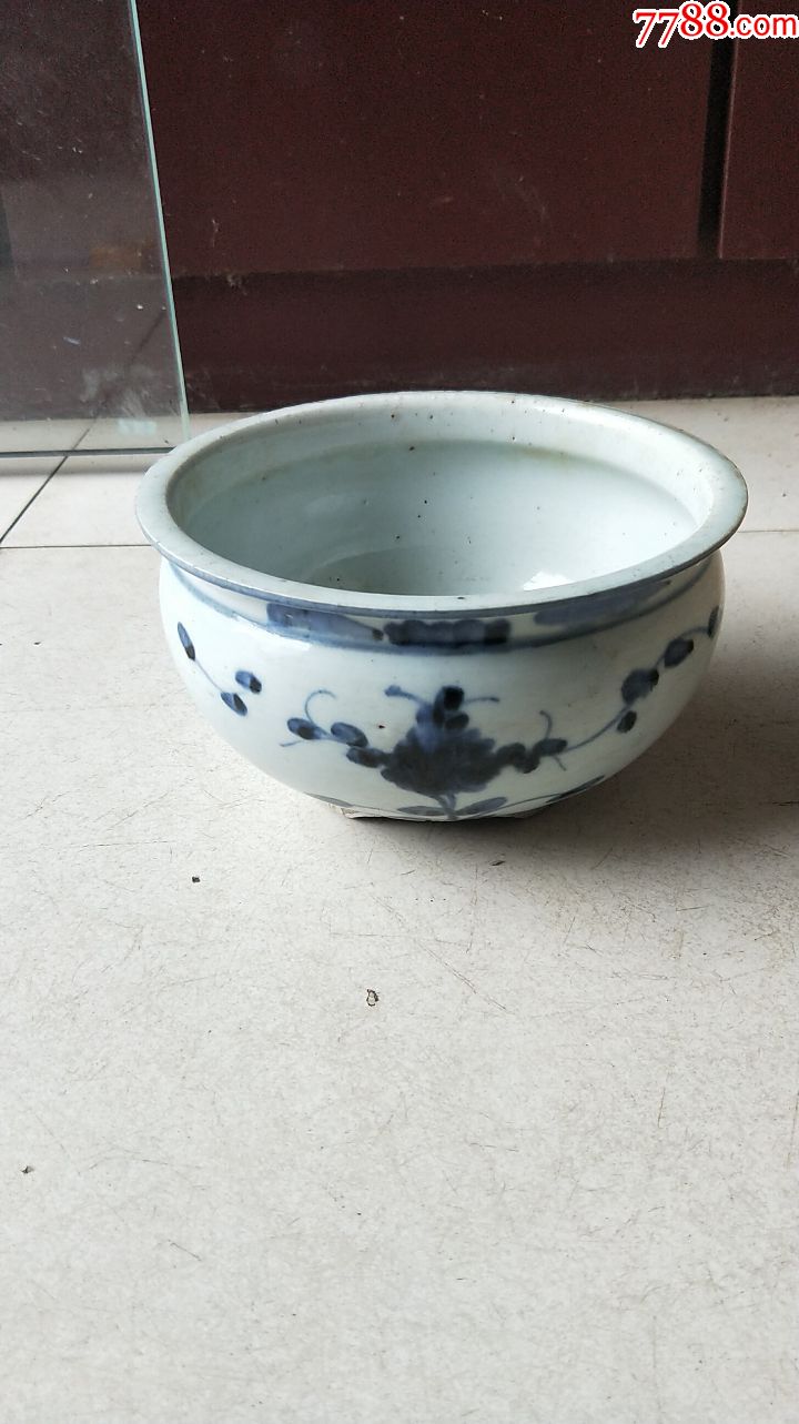 清早期青花香炉