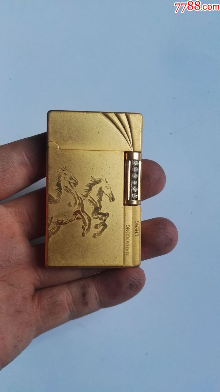 骏马钻石打火机