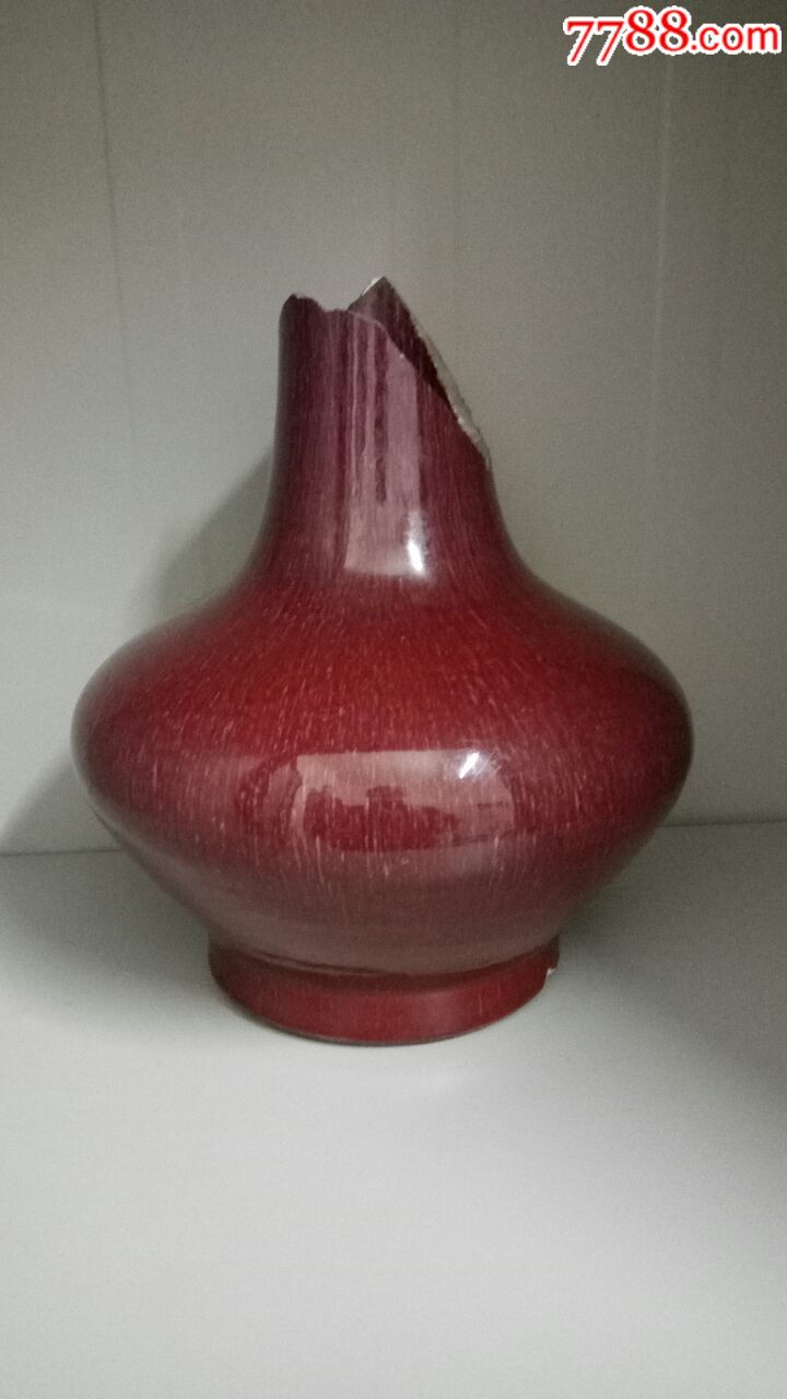 清代红釉瓷器特征图片