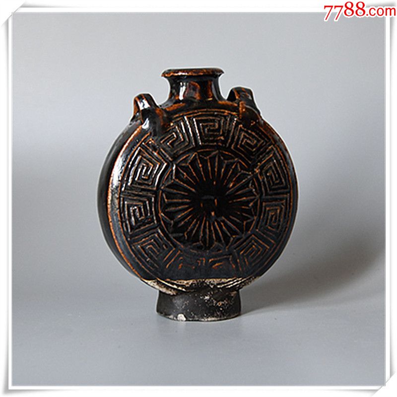 清代马挂瓶抱月瓶宝月瓶酱釉