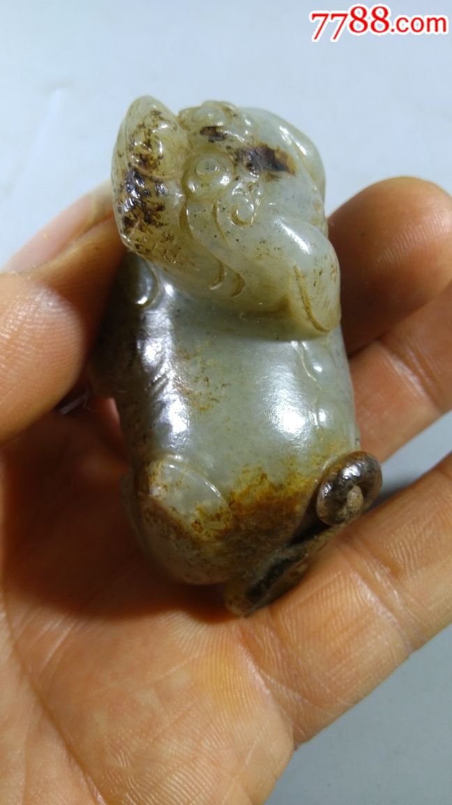 明代和田玉籽料瑞兽把件摆件(一口价)