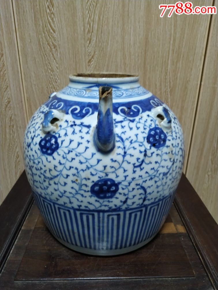 大茶壶底部有鸡爪纹喜欢的朋友不要错过细节如图_青花瓷_图片鉴赏