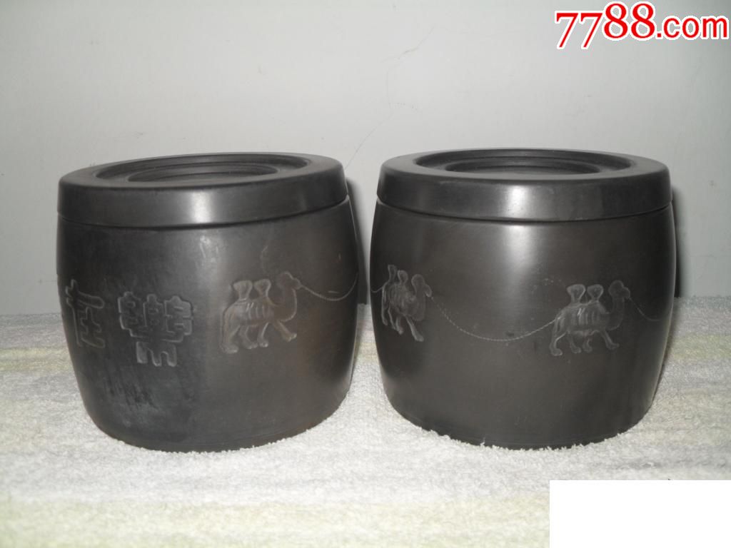 徐宝良大师晚年作品乐在其中拉骆驼蟋蟀墨罐一对