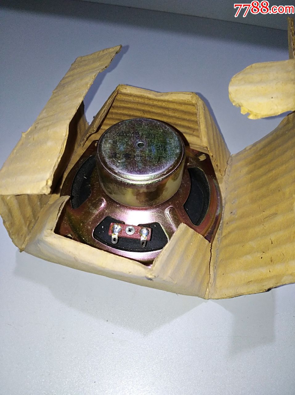 崭新70年代末造宜宾老喇叭,原纸盒装从未开封(灰尘都是原装),型号yd