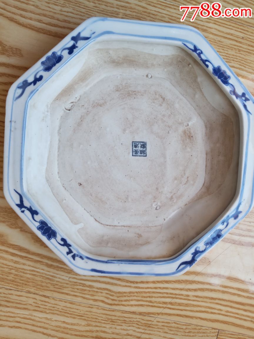 景德镇青花八角瓷盘一个