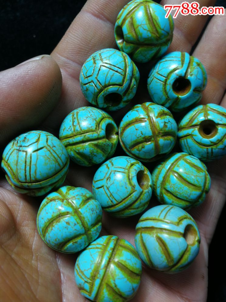 清代绿松石珠子
