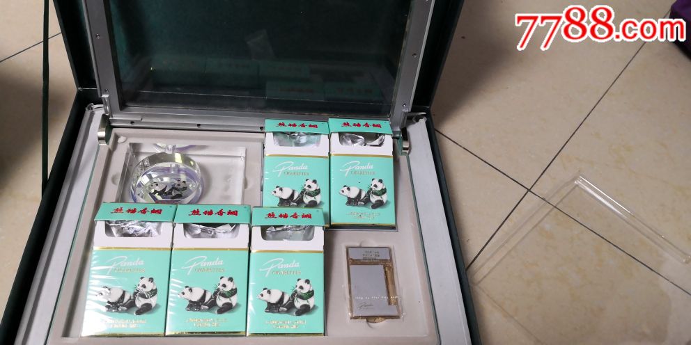 熊猫品鉴烟礼盒装三支图片