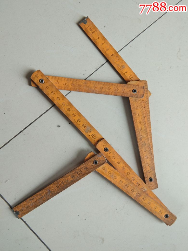 一个木工用的尺子