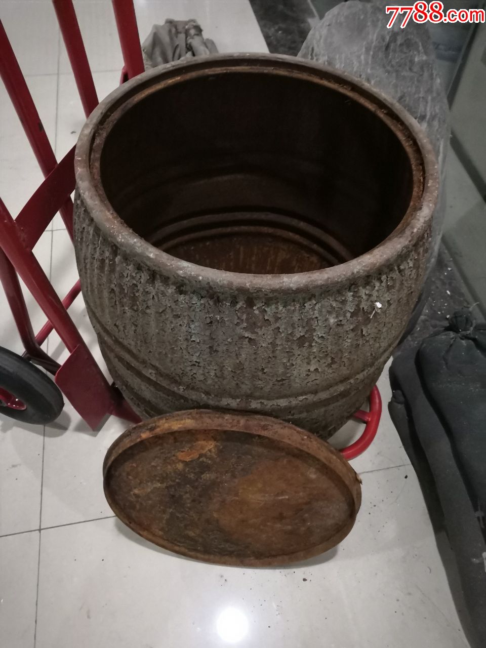 红色收藏抗战时期国军遗留火*桶原品保真适用爱国教育展览