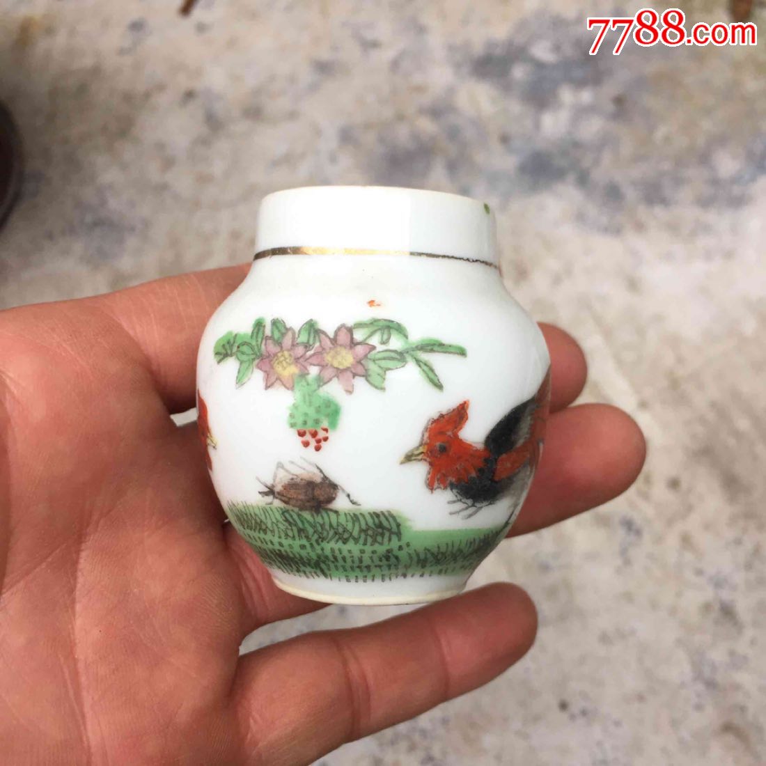 解放后粉彩鸟食罐