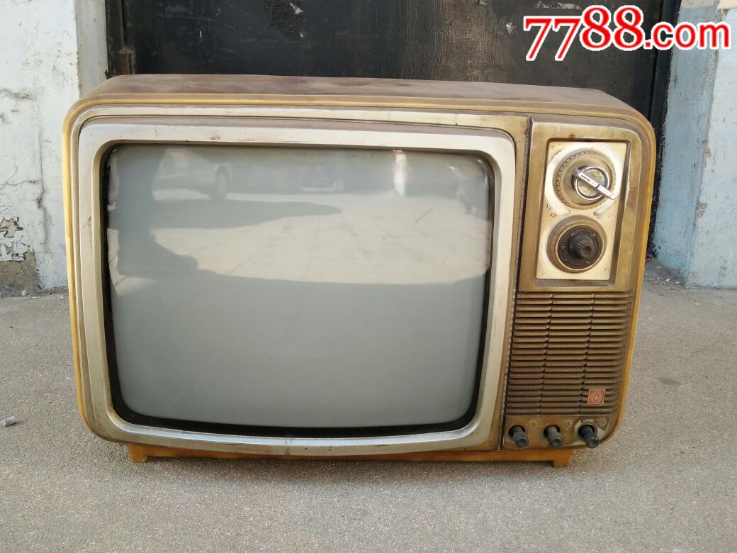 孔雀牌3521黑白电视接收机苏州电视机厂稀少