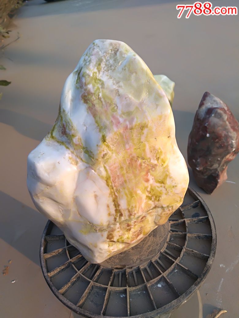 女娲补天石,奇石,七彩石.原石,天然石.玉石