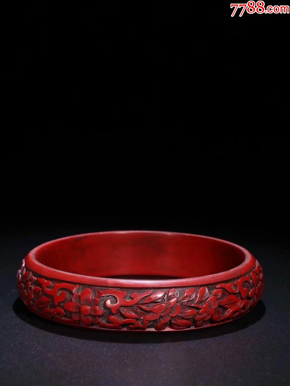 【民国木胎剔红手镯】
