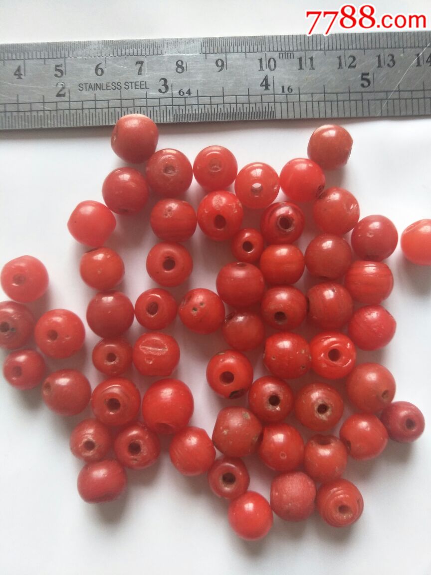 清代红色琉璃珠子56颗