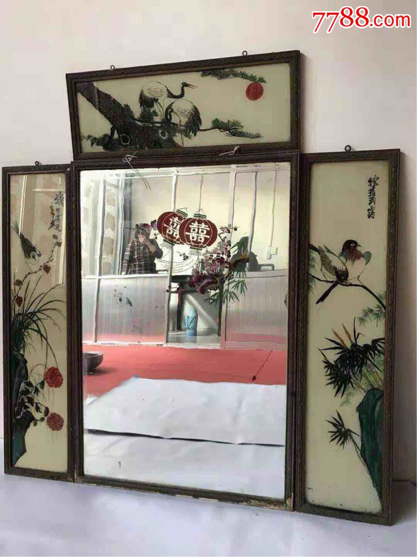 文革时期手绘中堂挂镜一套,保存完整,品相如图.