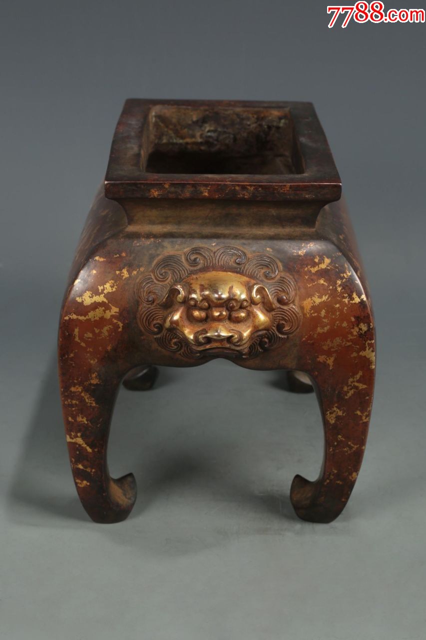 大明宣德年制款精铸铜胎点金洒金四方台几式炉