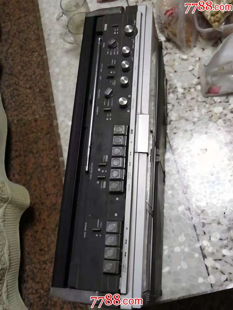 华电牌大型四喇叭双卡收录机