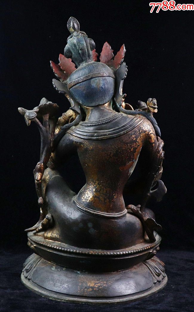 明代藏传利玛老铜老佛像,佛像做工精细