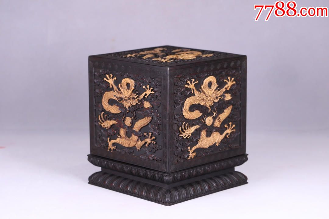 紫檀木龙纹印章盒