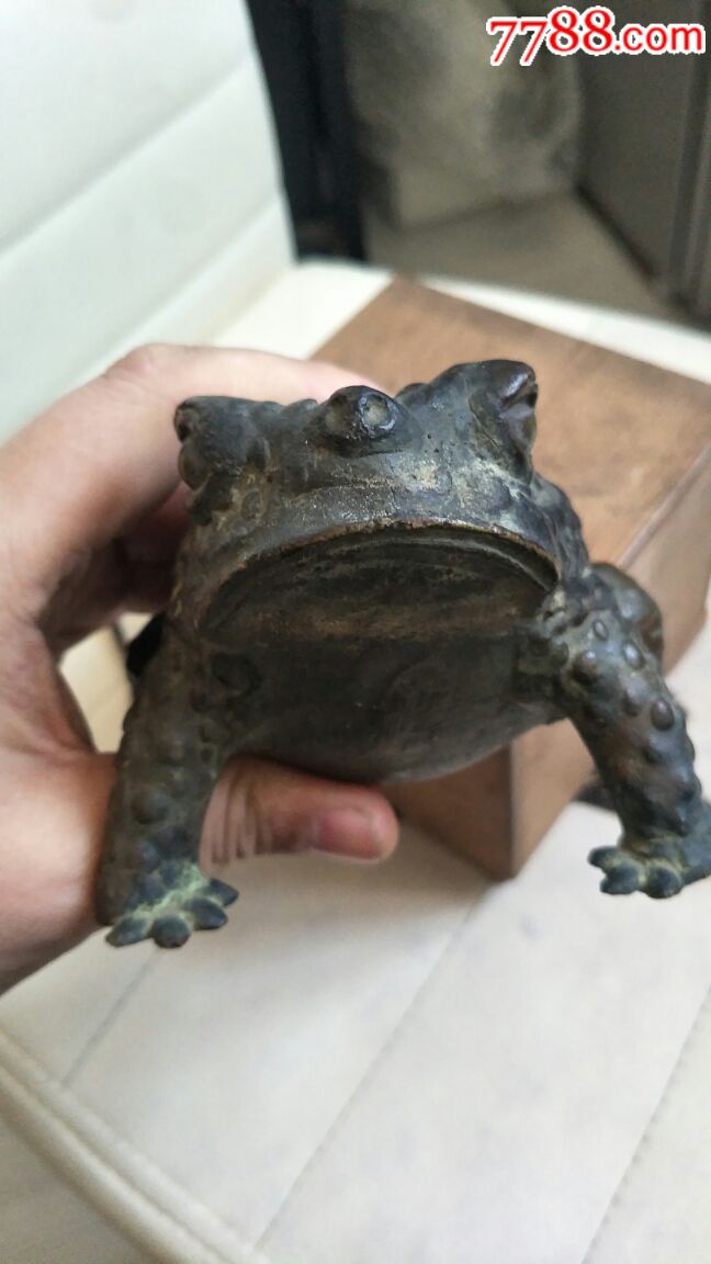 民国铜蟾蜍,金蟾摆件