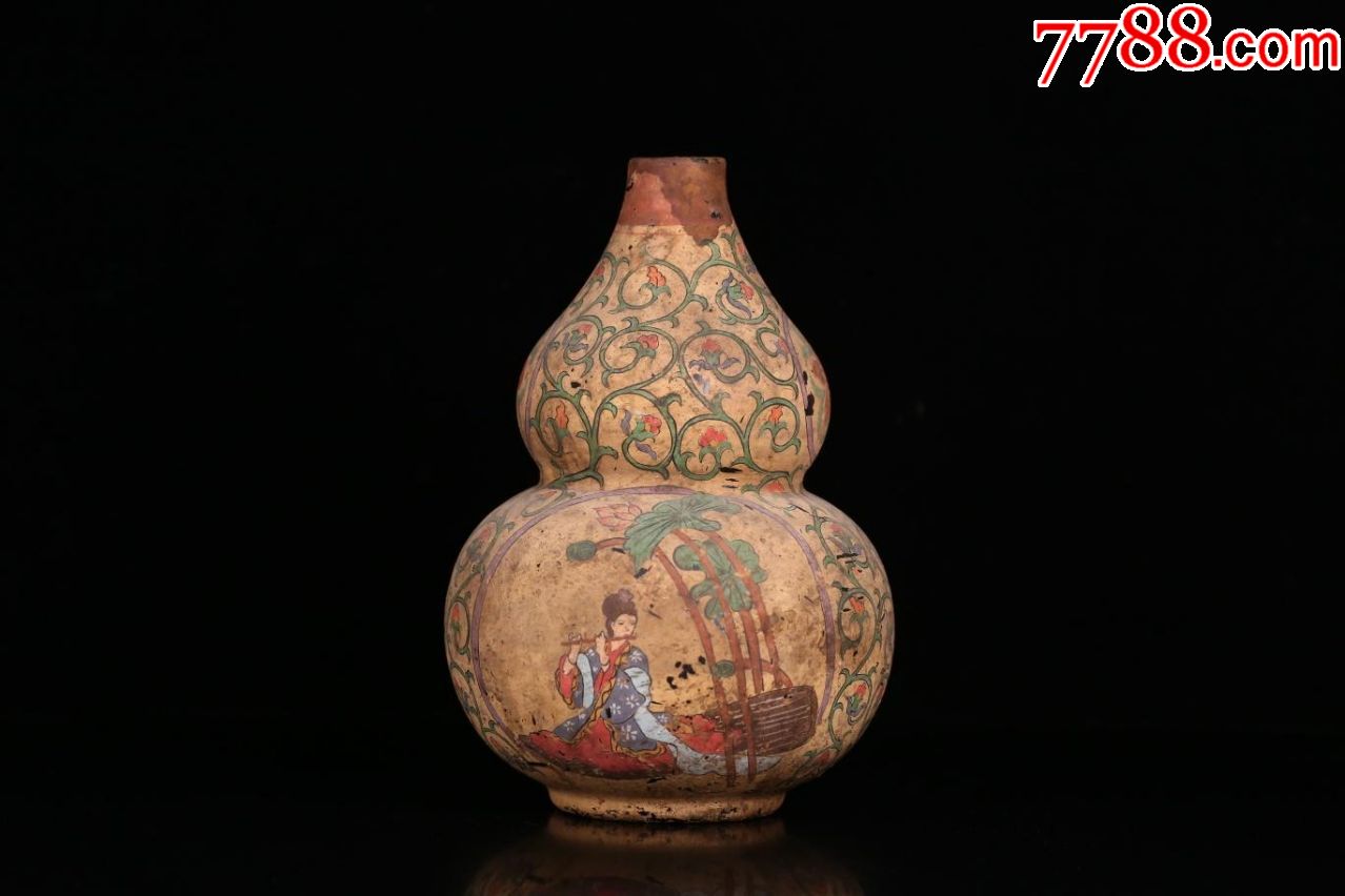 明代琉璃葫芦瓶,腹部绘仕女图