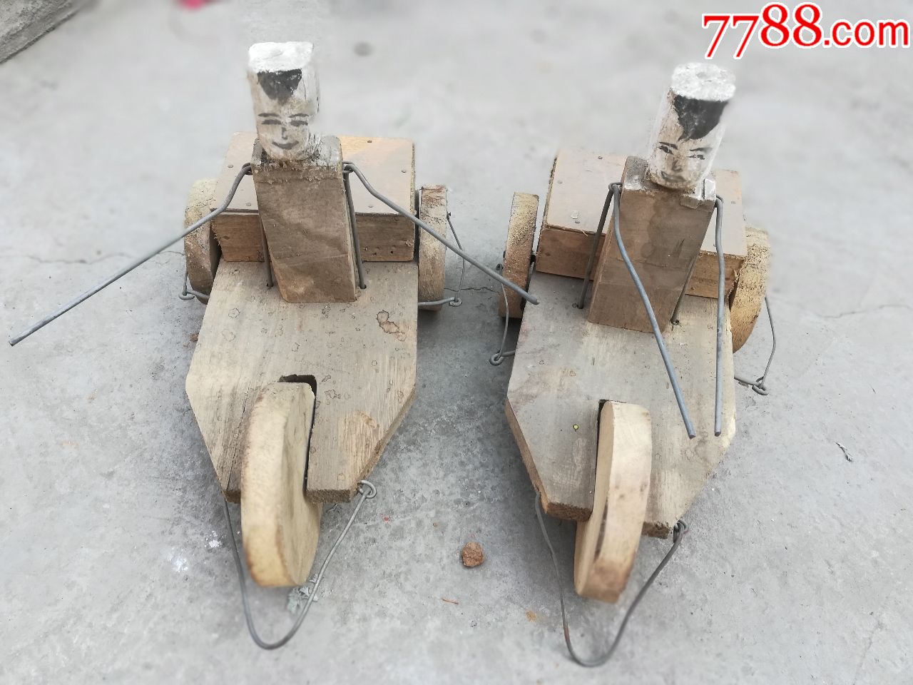 早期玩具老玩具七八十年代的木质童车2辆稀有少见音乐车拉动可拍嚓嚓
