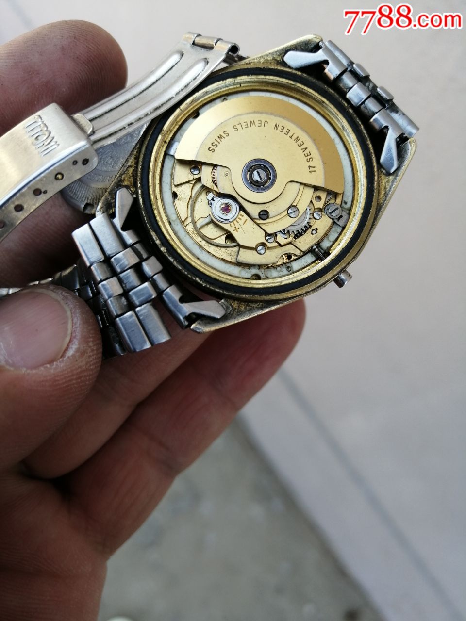 全自动男表梅花2846机芯