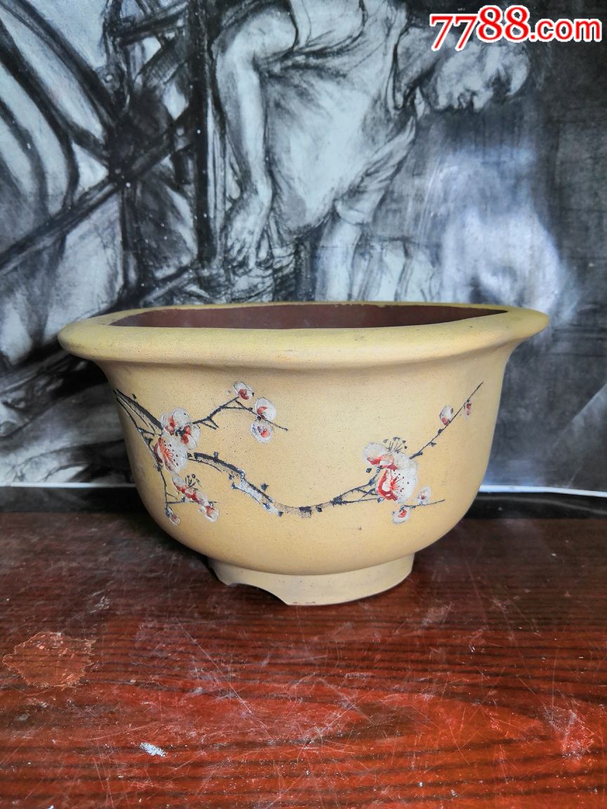 小粉彩梅花盆