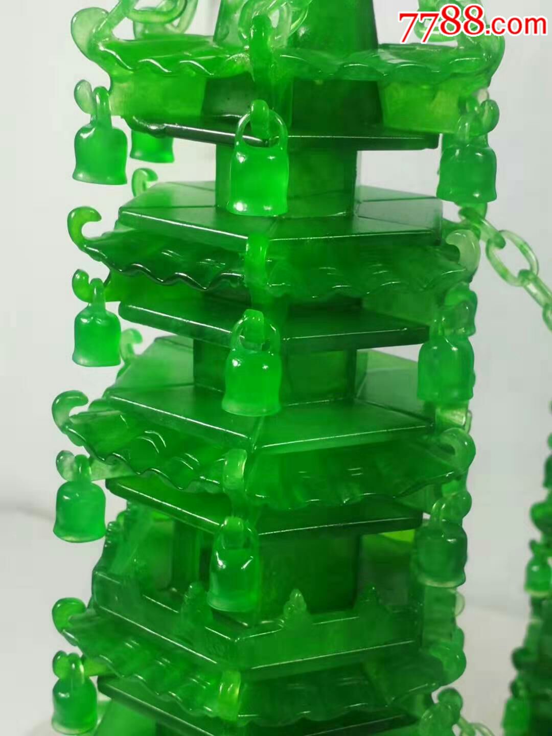 高冰帝王绿翡翠八宝玲珑五连文昌塔,雕刻精细,层次清晰,_翡翠/缅甸玉