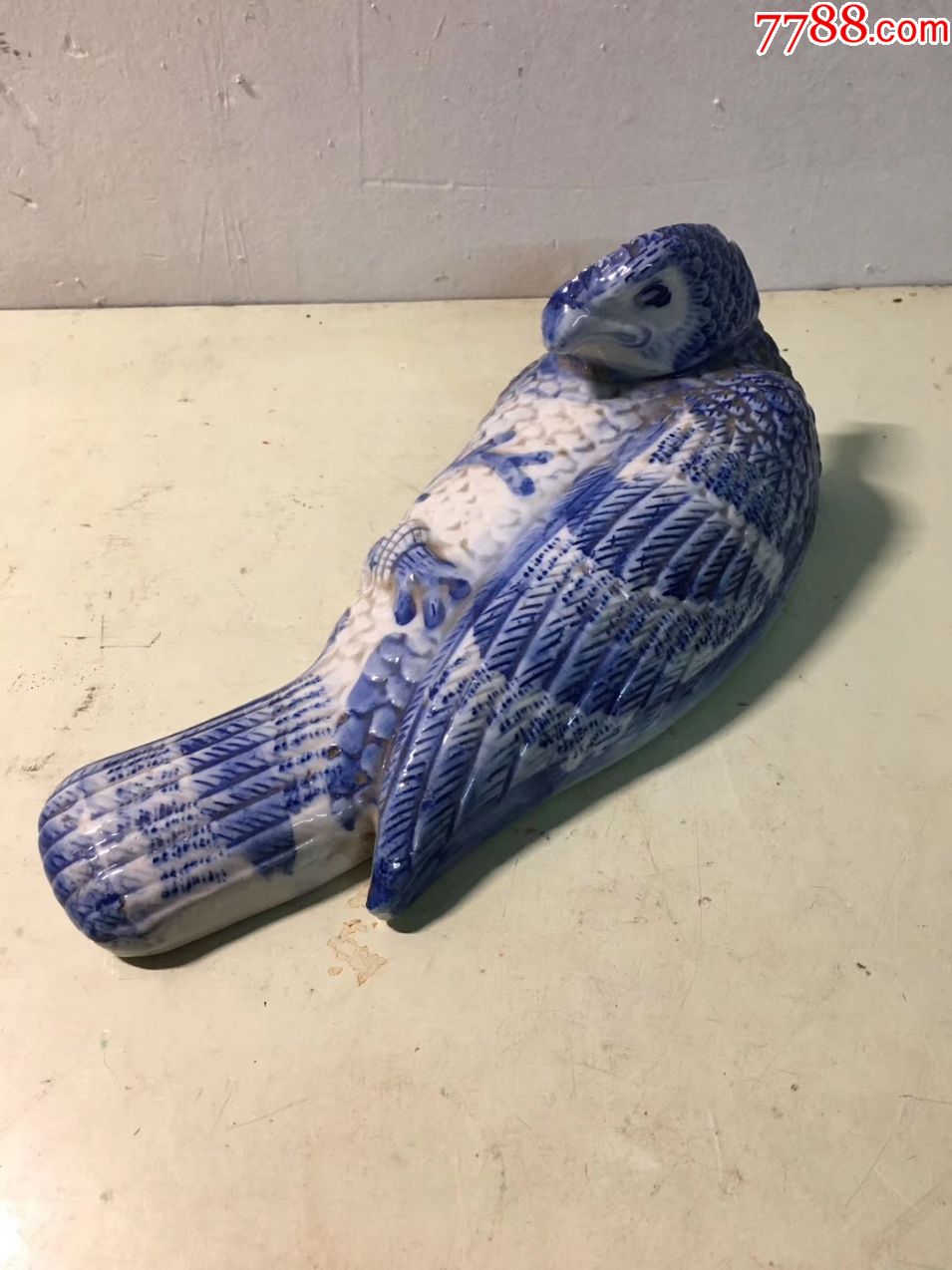 民国青花鹦鹉壁瓶,青花瓷_第1张_7788青花瓷收藏