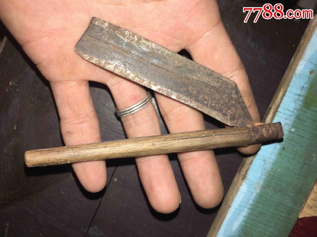 老剃刀老物件装饰怀旧