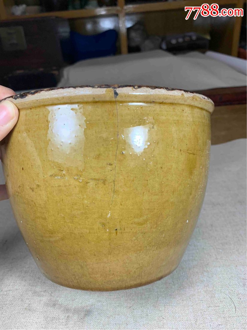 民窑黄釉陶罐图片图片