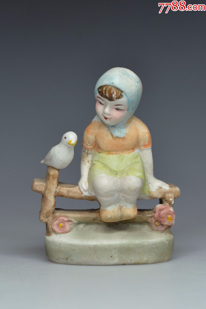 七十年代文革景德镇白鸽子女孩小孩雕瓷塑瓷像瓷人老陶瓷器摆件