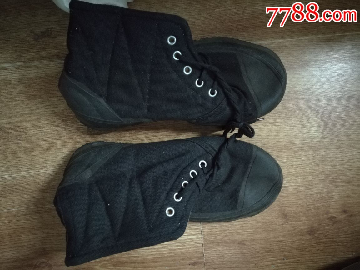 90年代的保暖鞋图片