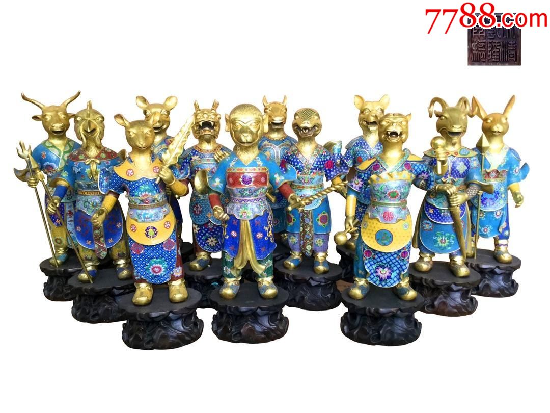 大清乾隆年制款精铸铜胎景泰蓝掐丝珐琅十二生肖摆件