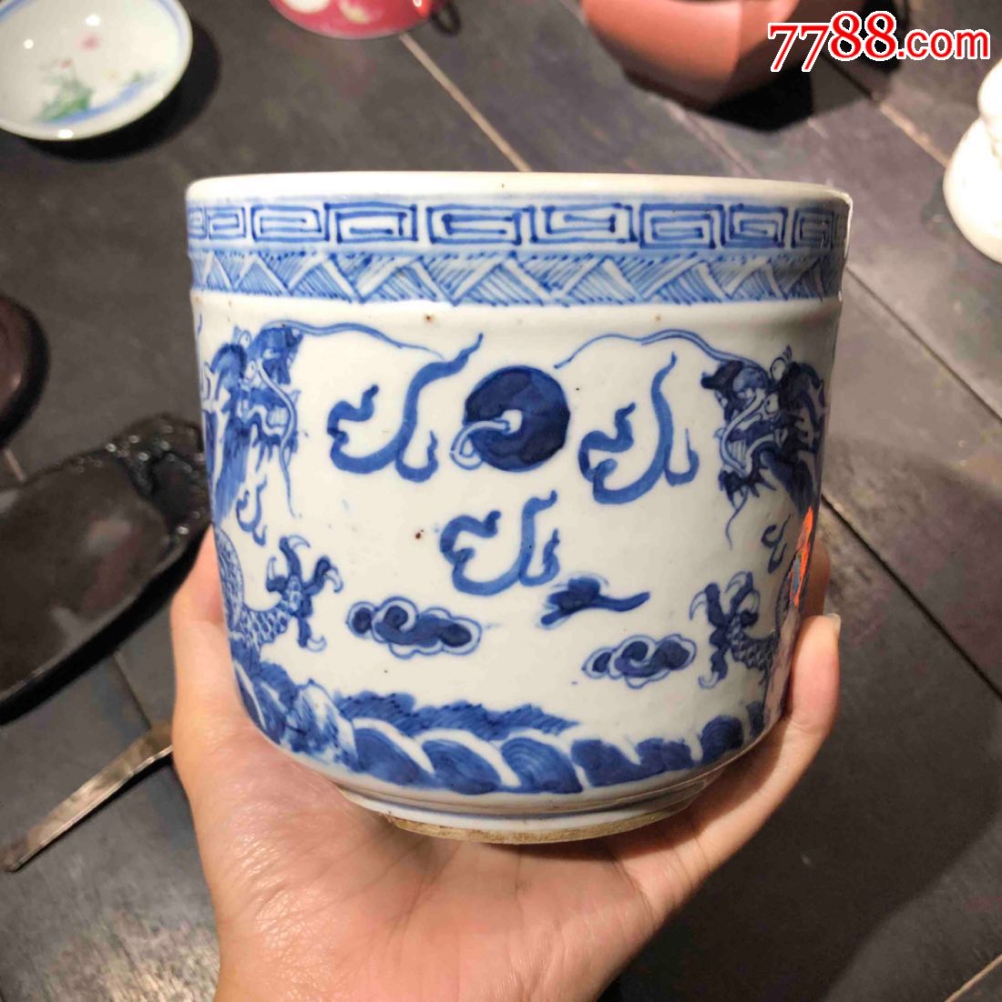 清嘉道青花双龙戏珠香炉
