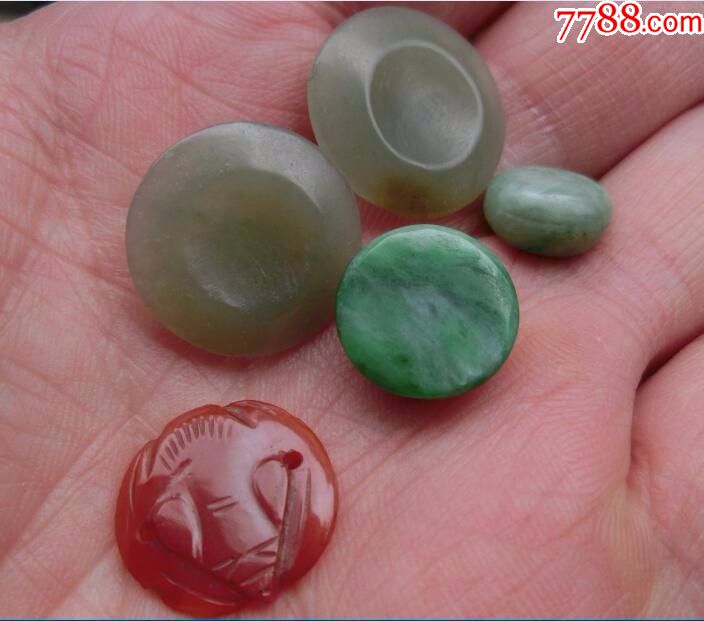 一百年前的大清朝可没有假和田、假翡翠、假玛瑙