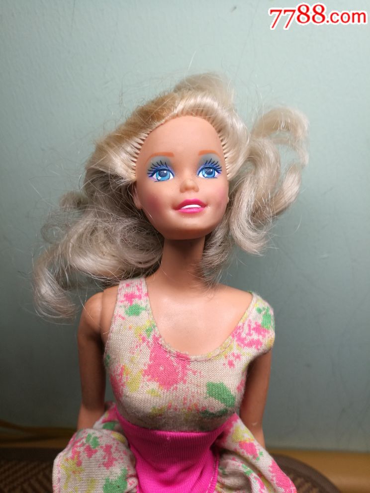 芭比和肯!-胶皮玩具-7788棋牌玩具