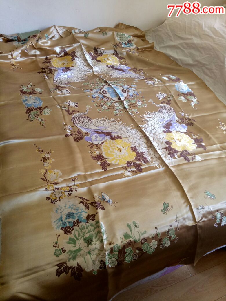 真丝缎被面(2个连在一起的)